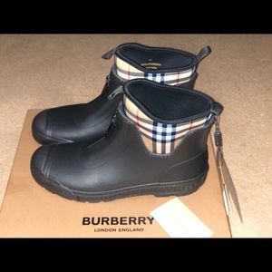 Rain boots